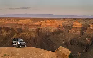 ���� ���������� Land Rover Defender 110 Explorer Pack First Edition - 2020