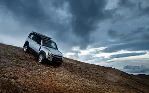 ���� ���������� Land Rover Defender 110 Explorer Pack First Edition - 2020