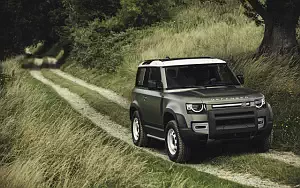 ���� ���������� Land Rover Defender 90 D240 SE Explorer Pack - 2020