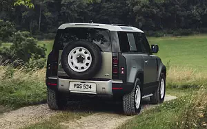 ���� ���������� Land Rover Defender 90 D240 SE Explorer Pack - 2020