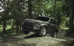 ���� ���������� Land Rover Defender 90 D240 SE Explorer Pack - 2020