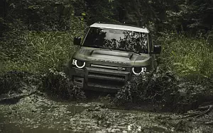���� ���������� Land Rover Defender 90 D240 SE Explorer Pack - 2020