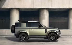 ���� ���������� Land Rover Defender 90 D240 SE Urban Pack - 2020