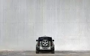 ���� ���������� Land Rover Defender 90 D240 SE Urban Pack - 2020