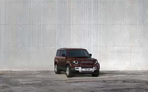 ���� ���������� Land Rover Defender 130 HSE - 2022