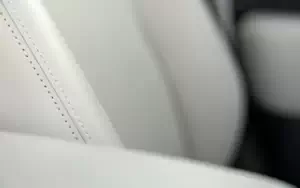 ���� ���������� Land Rover Defender 130 P400 SE (Fuji White) - 2023