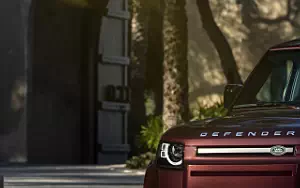 ���� ���������� Land Rover Defender 130 P400 SE (Sedona Red) - 2023