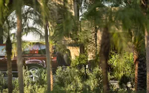 ���� ���������� Land Rover Defender 130 P400 SE (Sedona Red) - 2023