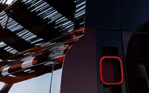 ���� ���������� Land Rover Defender 130 P400 SE (Sedona Red) - 2023