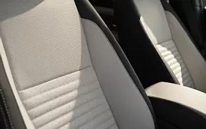 ���� ���������� Land Rover Discovery Sport HSE - 2023