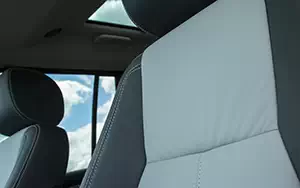 ���� ���������� Land Rover Discovery SDV6 HSE - 2014