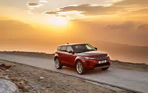 ���� ���������� Range Rover Evoque D240 S - 2019