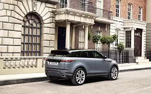 ���� ���������� Range Rover Evoque R-Dynamic First Edition - 2019