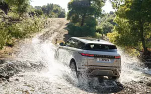 ���� ���������� Range Rover Evoque R-Dynamic (Seoul Pearl Silver) - 2019