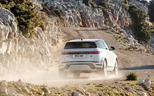���� ���������� Range Rover Evoque R-Dynamic (Yulong White) - 2019