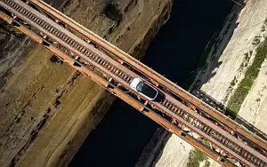 ���� ���������� Range Rover Evoque R-Dynamic (Yulong White) - 2019