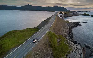 ���� ���������� Range Rover Velar R-Dynamic D300 HSE Black Pack - 2017