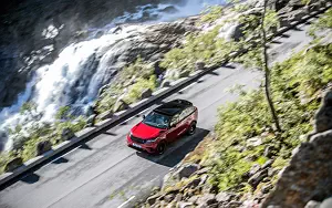 ���� ���������� Range Rover Velar R-Dynamic D300 HSE Black Pack - 2017