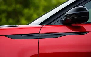 ���� ���������� Range Rover Velar R-Dynamic D300 HSE Black Pack - 2017