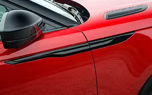 ���� ���������� Range Rover Velar R-Dynamic D300 HSE Black Pack - 2017