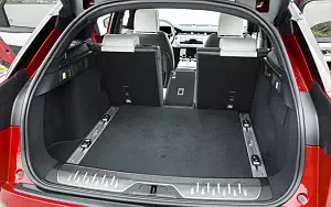 ���� ���������� Range Rover Velar R-Dynamic D300 HSE Black Pack - 2017