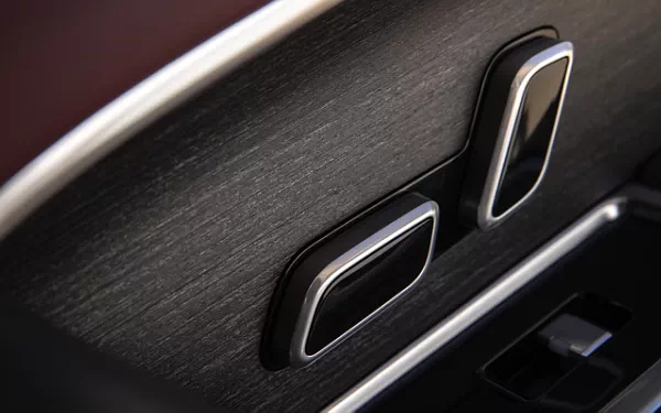 ���� ���������� Range Rover HSE P440e - 2022