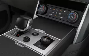 ���� ���������� Range Rover SV Intrepid - 2022