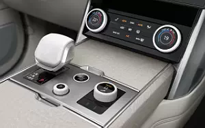 ���� ���������� Range Rover SV Intrepid - 2022