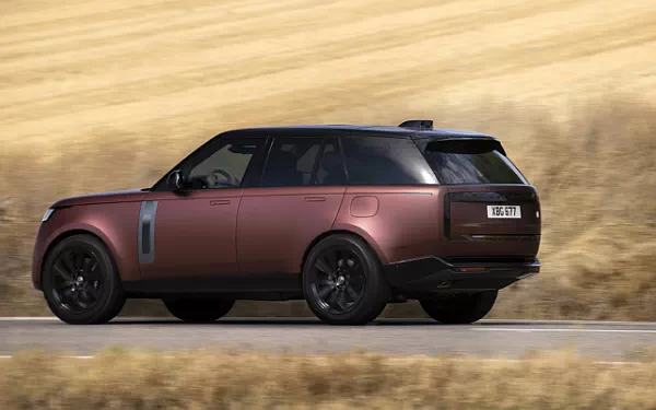 ���� ���������� Range Rover SV P510e - 2022