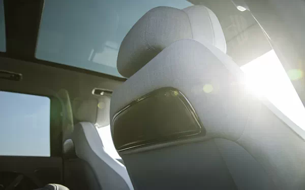 ���� ���������� Range Rover SV P510e - 2022