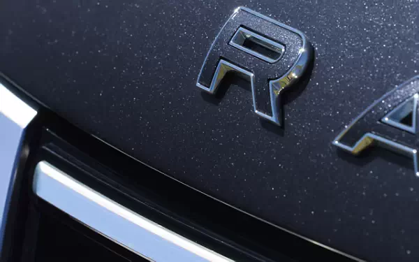 ���� ���������� Range Rover SV Asilomar - 2025