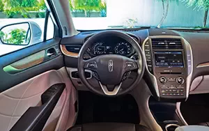  Lincoln MKC - 2014