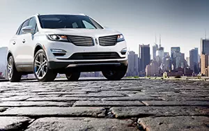   Lincoln MKC - 2014