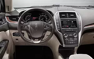   Lincoln MKC - 2014