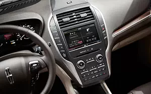   Lincoln MKC - 2014