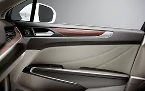   Lincoln MKC - 2014