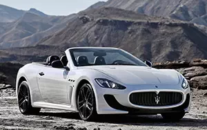   Maserati GranCabrio MC - 2013