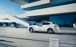  Maserati Levante - 2016