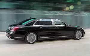   Mercedes-Maybach S 560 - 2017