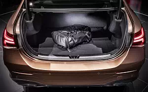   Mercedes-Benz A 200 L Sport Sedan  China-spec - 2018