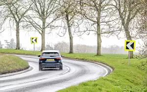   Mercedes-Benz B 200 AMG Line UK-spec - 2023