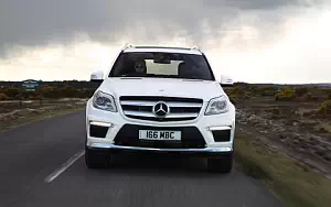   Mercedes-Benz GL350 BlueTEC AMG Sports Package UK-spec - 2013