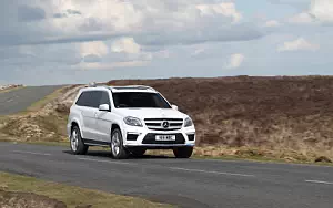   Mercedes-Benz GL350 BlueTEC AMG Sports Package UK-spec - 2013