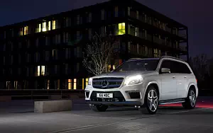   Mercedes-Benz GL350 BlueTEC AMG Sports Package UK-spec - 2013
