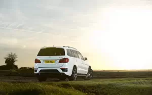  Mercedes-Benz GL63 AMG UK-spec - 2014