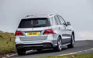   Mercedes-Benz GLE 500 e 4MATIC AMG Line UK-spec - 2015