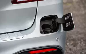   Mercedes-Benz GLE 500 e 4MATIC AMG Line UK-spec - 2015
