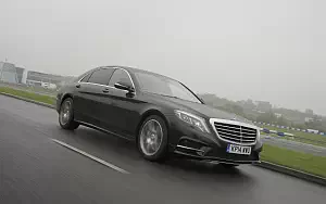  Mercedes-Benz S300 BlueTEC Hybrid AMG Sports Package UK-spec - 2014