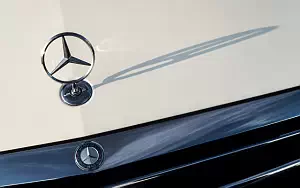   Mercedes-Benz S63 AMG UK-spec - 2014