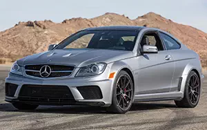   Mercedes-Benz C63 AMG Black Series Coupe US-spec - 2013